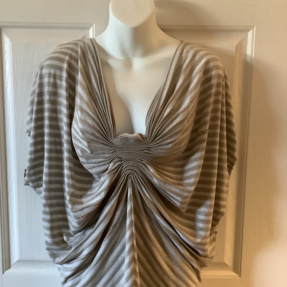 Striped Draped Top - Picture 3 of 9
